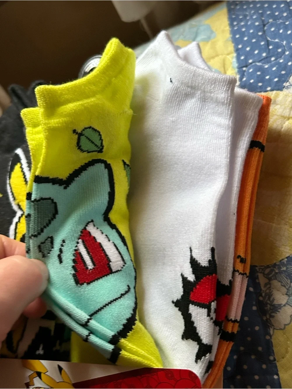 No-Show Socks Set with Pikachu & Bulbasaur - Yellow & Black size 4-10 L